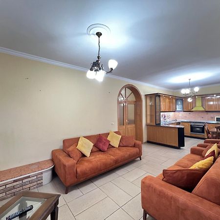 Tirana Center 2Bedrooms Eksteriør billede